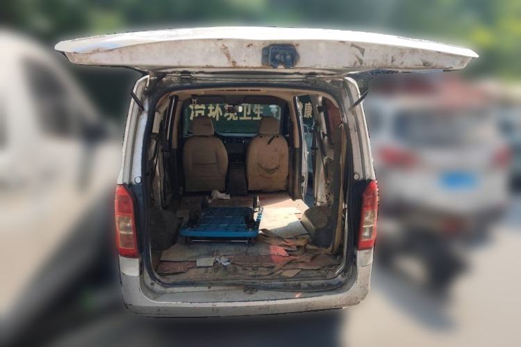 Used Wuling Rongguang V 2018 1.5L Practical Version Trunk