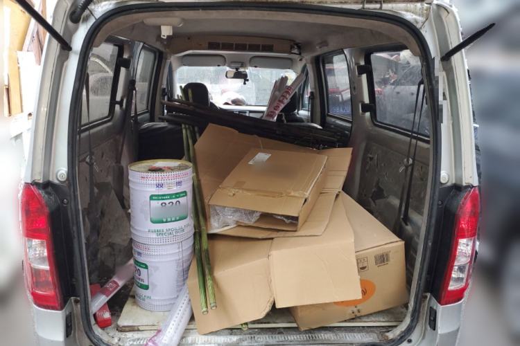 Used Wuling Rongguang V 2018 1.5L Practical Version Trunk