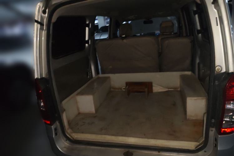 Used Wuling Rongguang V 2018 1.2L Practical Model Trunk