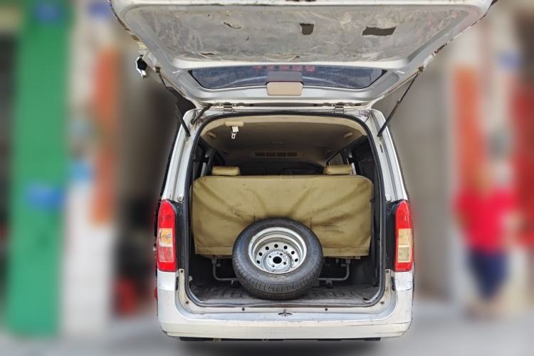 Used Wuling Rongguang V 2018 1.5L Standard Version Trunk