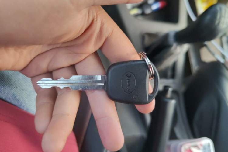 Used Wuling Rongguang V 2018 1.5L Practical Version Vehicle Key