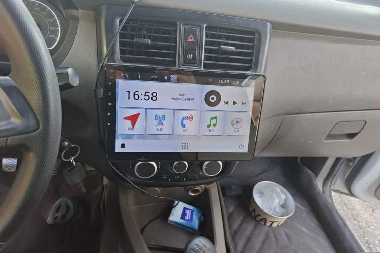 Used Wuling Rongguang V 2018 1.5L Practical Version Audio And AC Panel