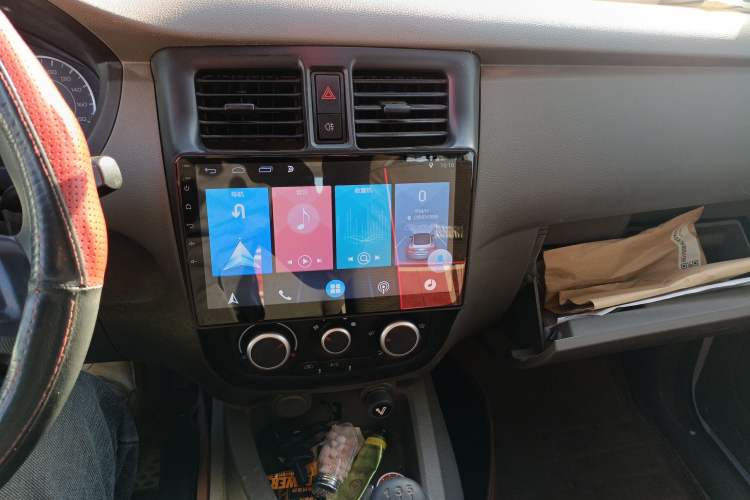 Used Wuling Rongguang V 2018 1.5L Practical Version Audio And AC Panel