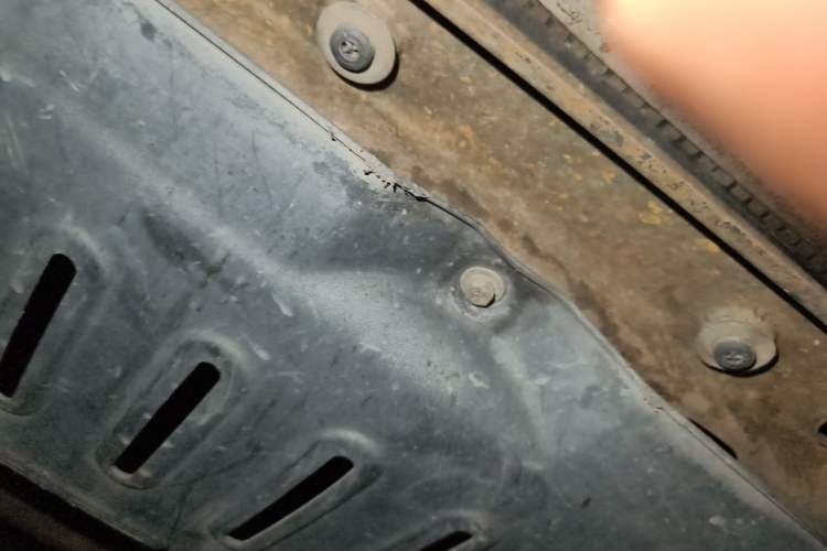 Used Wuling Rongguang V 2018 1.5L Practical Version Chassis Front