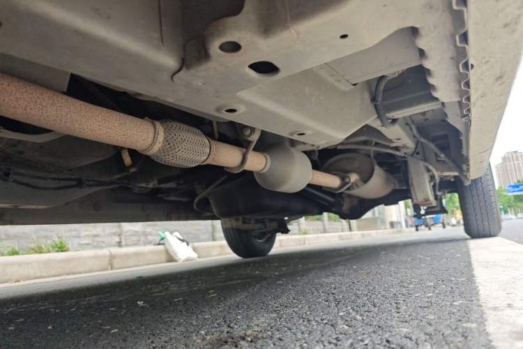 Used Wuling Rongguang V 2018 1.2L Practical Model Chassis Front Left