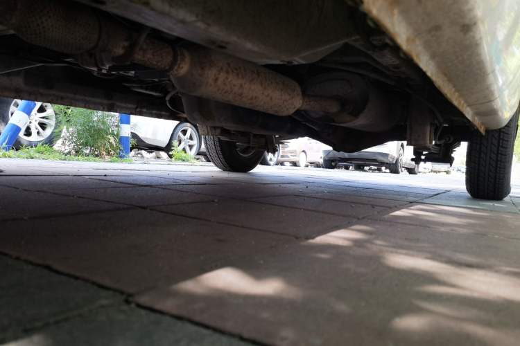 Used Wuling Rongguang V 2018 1.5L Practical Version Chassis Front Left