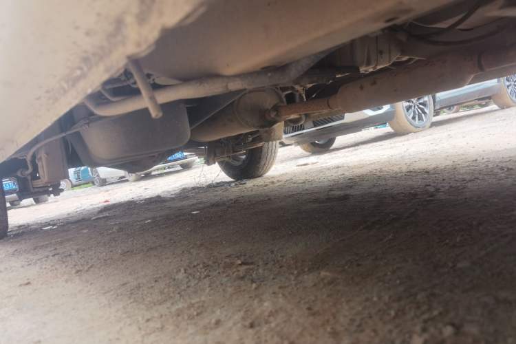 Used Wuling Rongguang V 2018 1.5L Standard Version Chassis Front Right