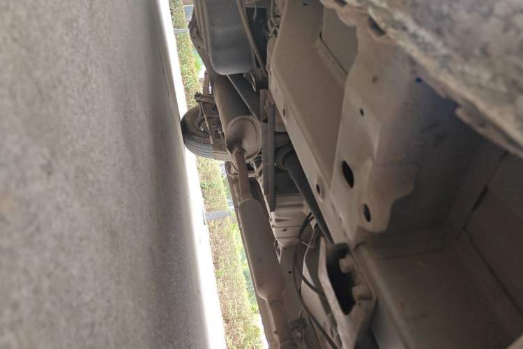 Used Wuling Rongguang V 2018 1.5L Practical Version Chassis Front Right