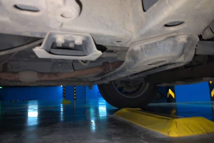 Used Wuling Rongguang V 2018 1.2L Practical Model Chassis Front Right