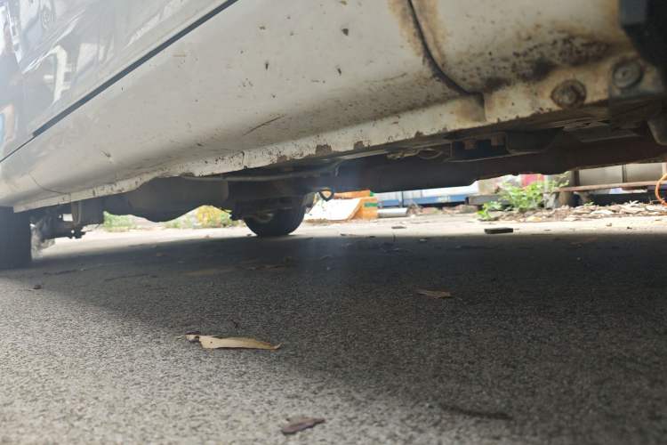 Used Wuling Rongguang V 2018 1.5L Standard Version Chassis Front Right