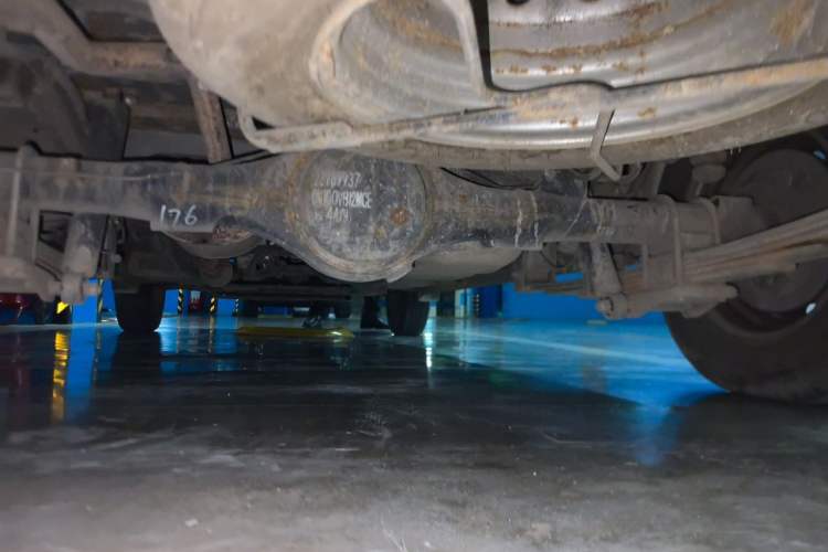 Used Wuling Rongguang V 2018 1.2L Practical Model Chassis Rear