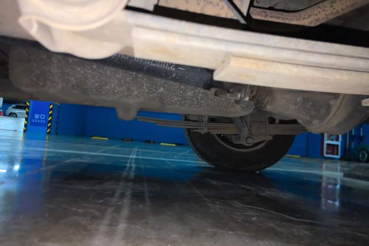 Used Wuling Rongguang V 2018 1.2L Practical Model Chassis Rear Left