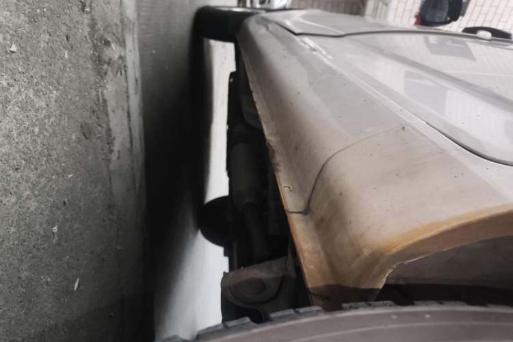 Used Wuling Rongguang V 2018 1.5L Practical Version Chassis Rear Left