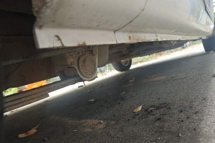 Used Wuling Rongguang V 2018 1.5L Standard Version Chassis Rear Right