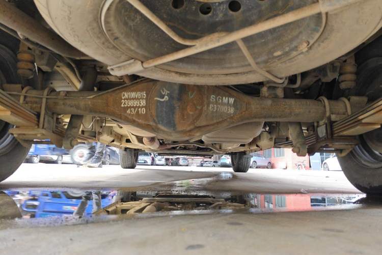 Used Wuling Rongguang V 2018 1.5L Practical Version Chassis Rear