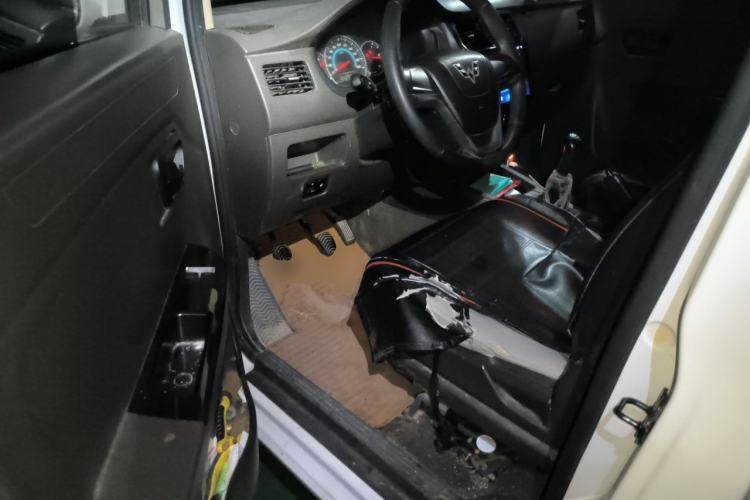 Used Wuling Rongguang V 2018 1.5L Standard Version Driver Seat