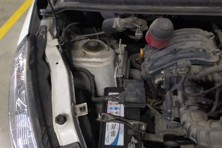 Used Wuling Rongguang V 2018 1.2L Practical Model Engine Bay Right