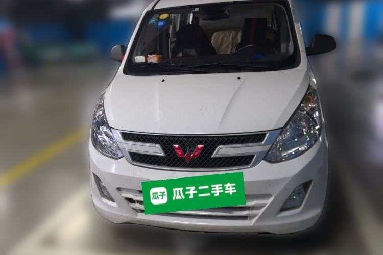 Used Wuling Rongguang V 2018 1.2L Practical Model Front