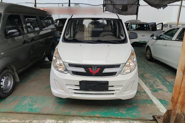 Used Wuling Rongguang V 2018 1.5L Practical Version Front