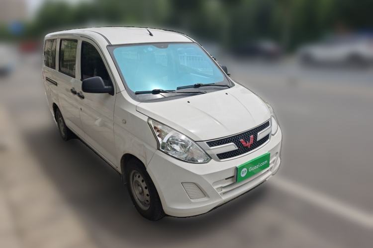 Used Wuling Rongguang V 2018 1.2L Practical Model Front Right 45 Deg