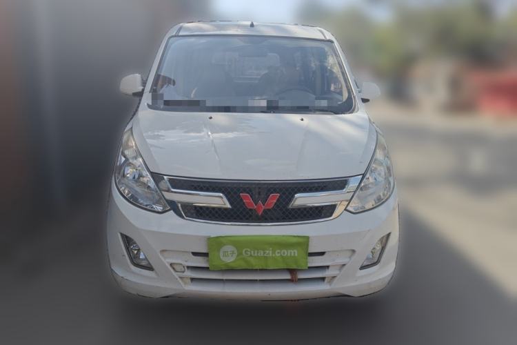 Used Wuling Rongguang V 2018 1.5L Standard Version Front