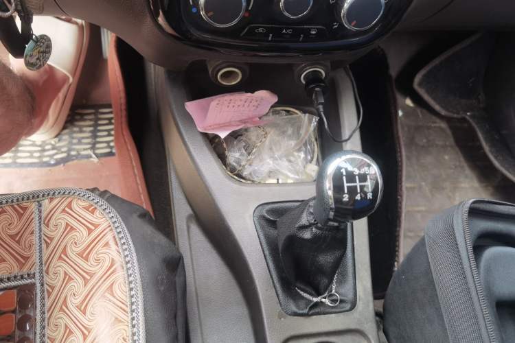 Used Wuling Rongguang V 2018 1.5L Standard Version Gear Lever