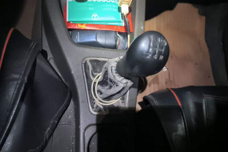 Used Wuling Rongguang V 2018 1.5L Standard Version Gear Lever