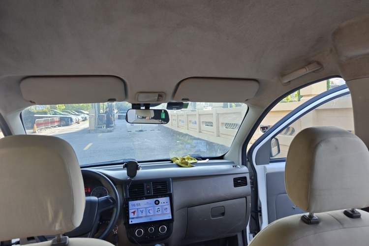 Used Wuling Rongguang V 2018 1.5L Practical Version Headliner