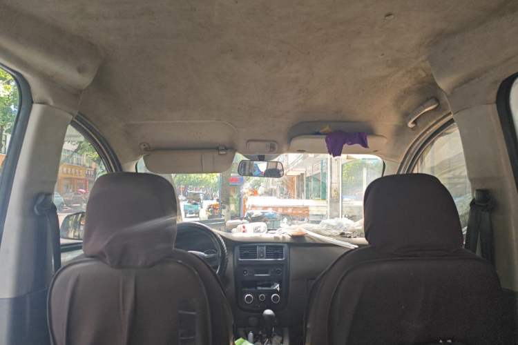 Used Wuling Rongguang V 2018 1.5L Practical Version Headliner