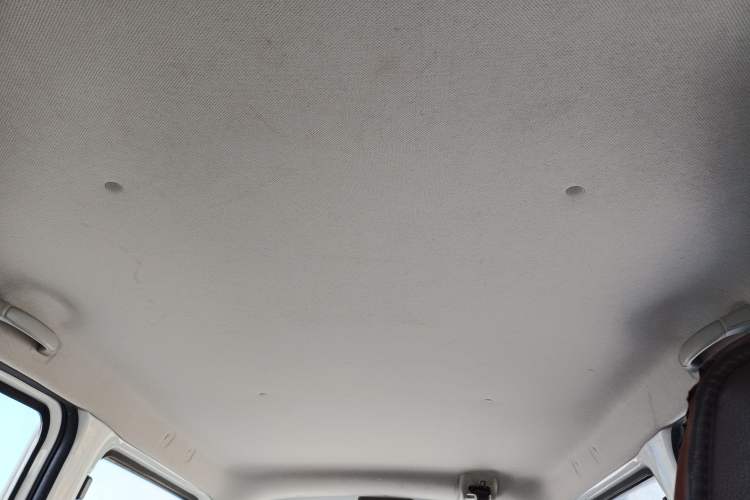 Used Wuling Rongguang V 2018 1.5L Practical Version Headliner