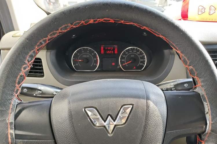 Used Wuling Rongguang V 2018 1.2L Practical Model Instrument Cluster