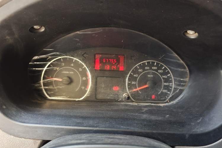 Used Wuling Rongguang V 2018 1.5L Practical Version Instrument Cluster