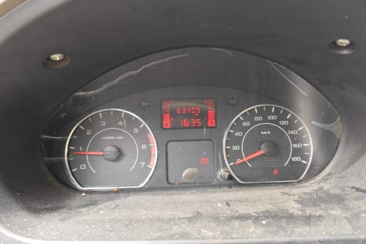 Used Wuling Rongguang V 2018 1.5L Practical Version Instrument Cluster