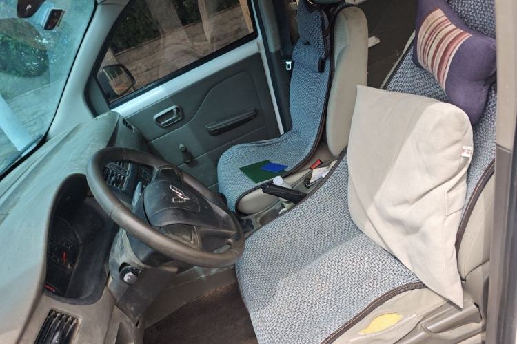 Used Wuling Rongguang V 2018 1.2L Practical Model Left Front Seat