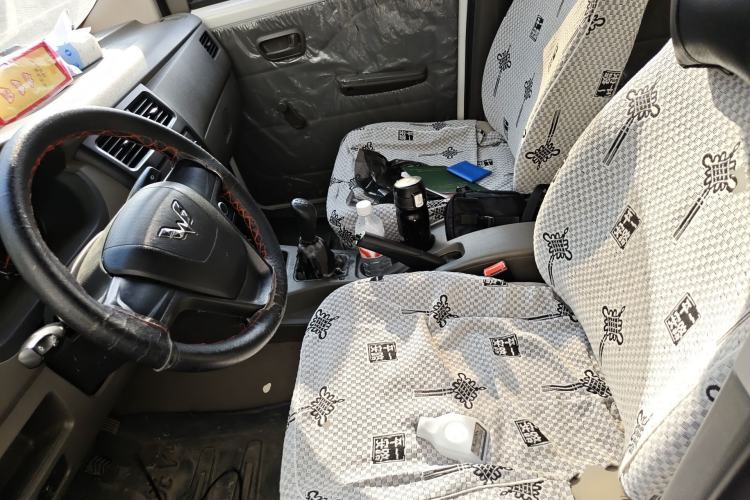 Used Wuling Rongguang V 2018 1.2L Practical Model Left Front Seat