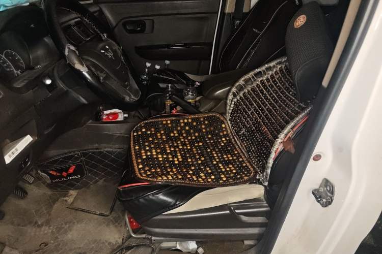 Used Wuling Rongguang V 2018 1.5L Standard Version Left Front Seat