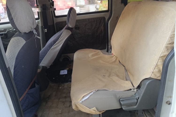 Used Wuling Rongguang V 2018 1.5L Practical Version Left Rear Seat