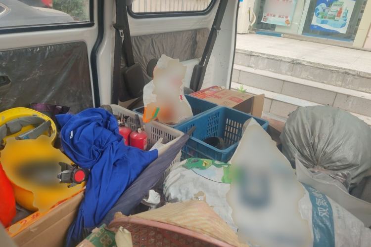 Used Wuling Rongguang V 2018 1.5L Standard Version Left Rear Seat