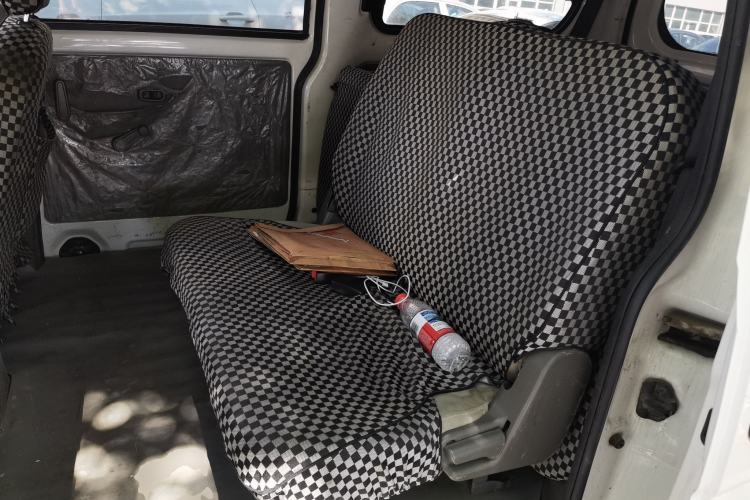 Used Wuling Rongguang V 2018 1.5L Practical Version Left Rear Seat