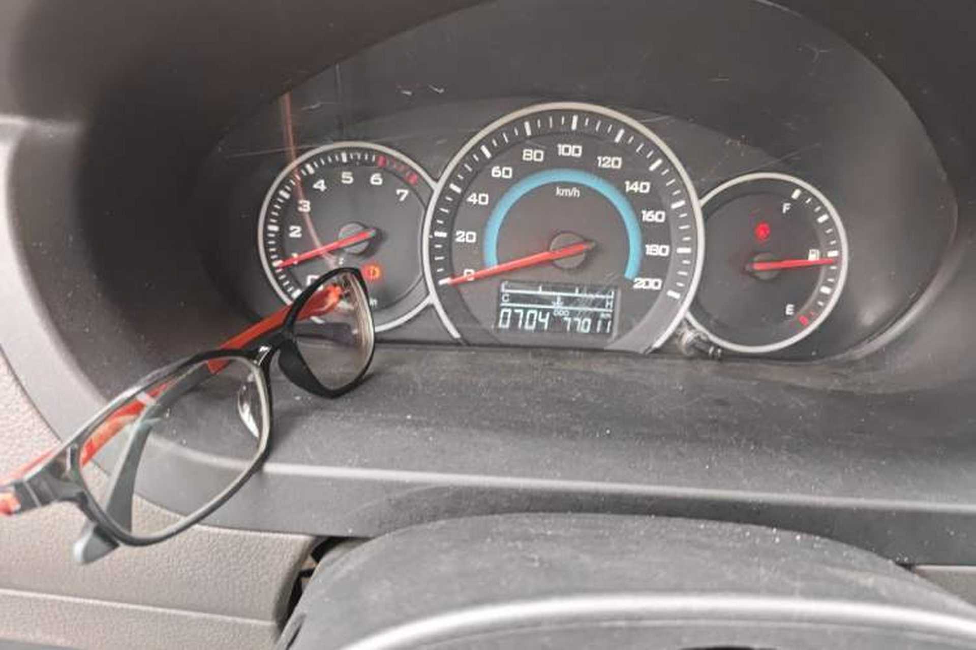 Used Wuling Rongguang V 2018 1.5L Standard Version Odometer Close Up
