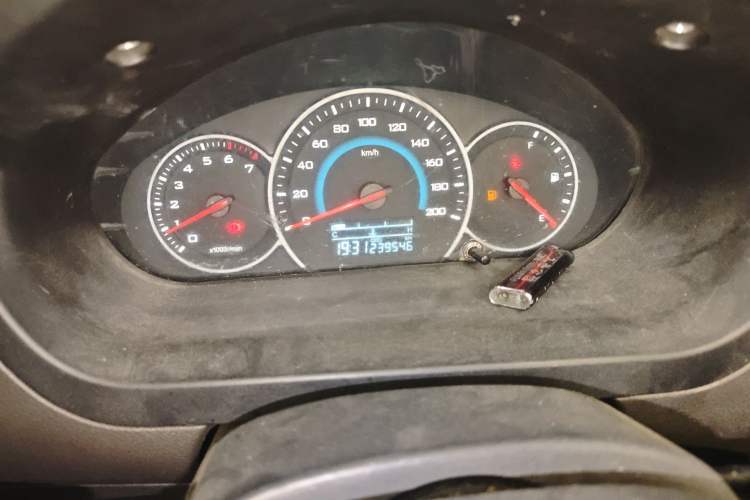 Used Wuling Rongguang V 2018 1.5L Standard Version Odometer Close Up