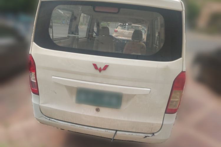 Used Wuling Rongguang V 2018 1.5L Standard Version Rear
