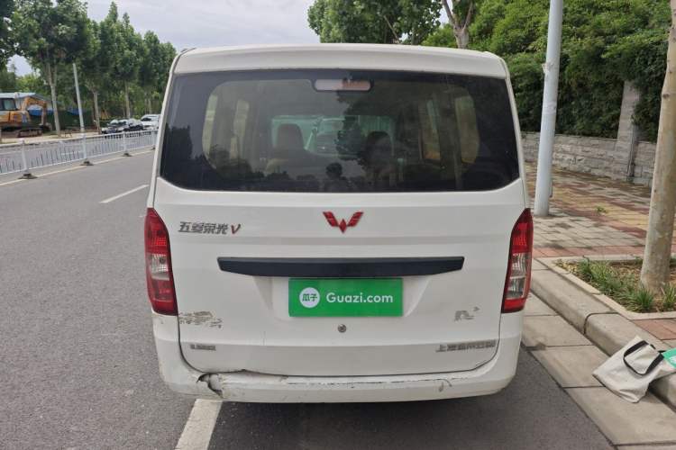 Used Wuling Rongguang V 2018 1.2L Practical Model Rear