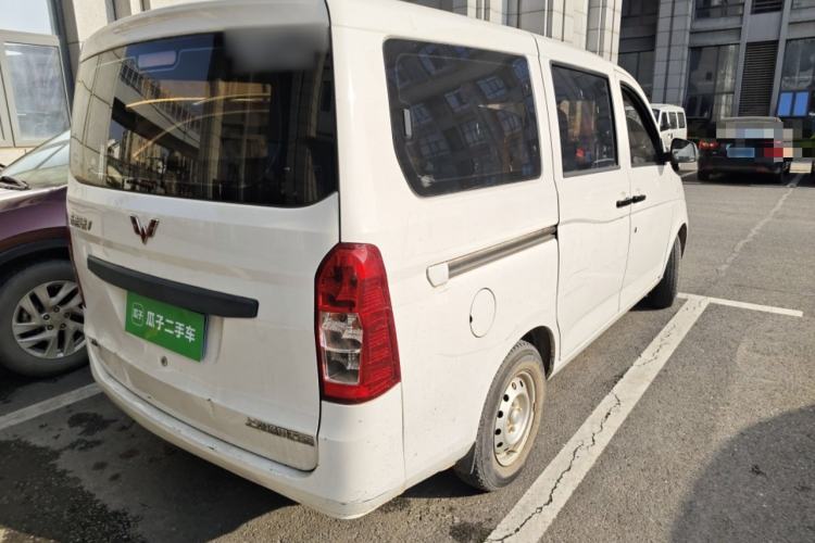 Used Wuling Rongguang V 2018 1.2L Practical Model Rear Right 45 Deg