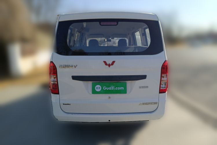 Used Wuling Rongguang V 2018 1.5L Practical Version Rear