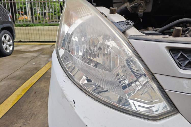 Used Wuling Rongguang V 2018 1.5L Practical Version Right Front Headlight
