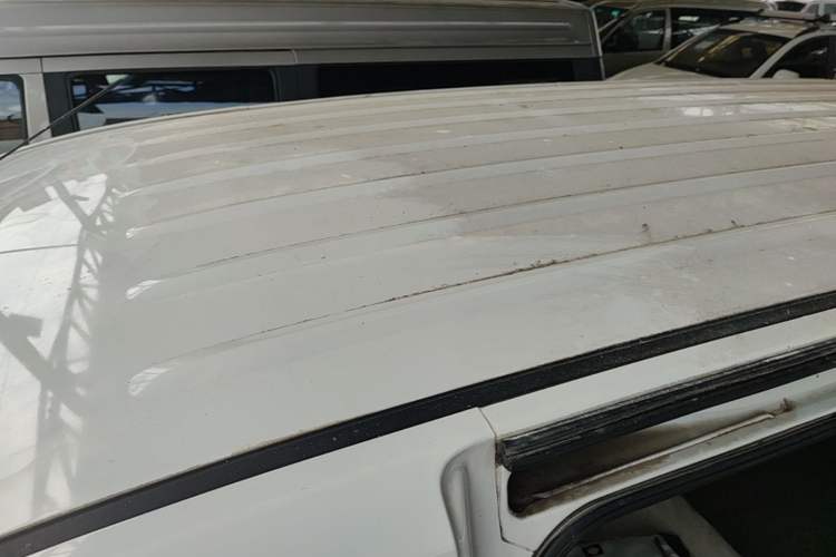 Used Wuling Rongguang V 2018 1.5L Practical Version Roof