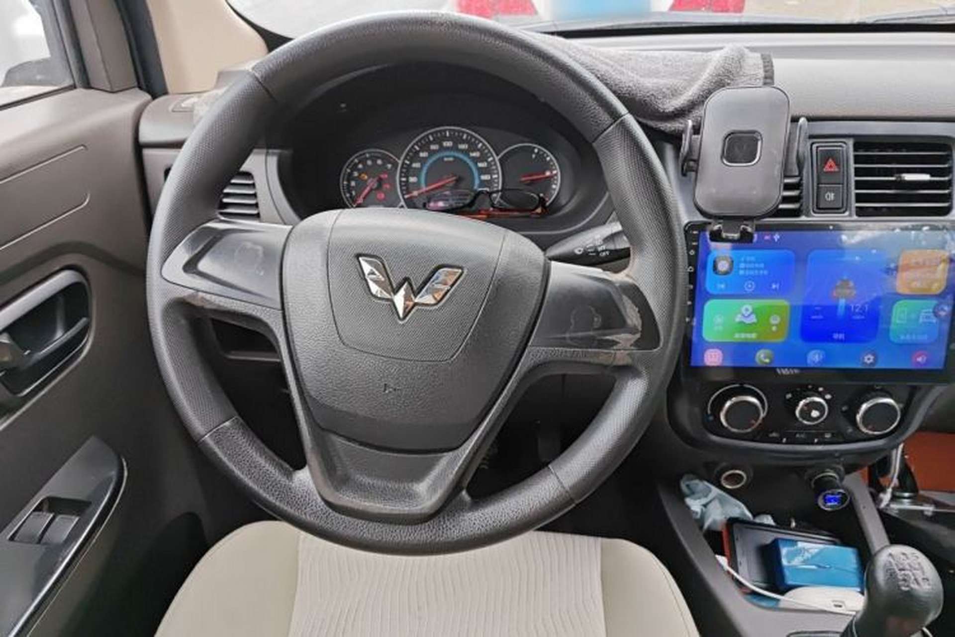 Used Wuling Rongguang V 2018 1.5L Standard Version Steering Wheel