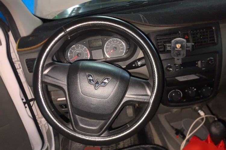 Used Wuling Rongguang V 2018 1.2L Practical Model Steering Wheel