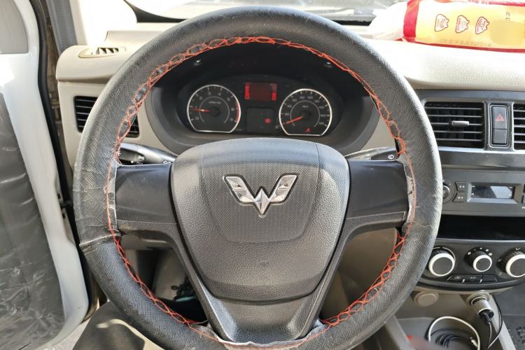 Used Wuling Rongguang V 2018 1.2L Practical Model Steering Wheel